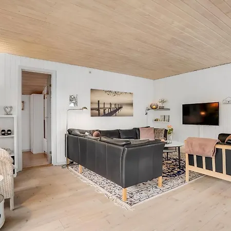 펜션 Cozy In With Sauna Blåvand