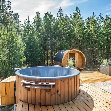 Cozy In With Sauna 펜션 *